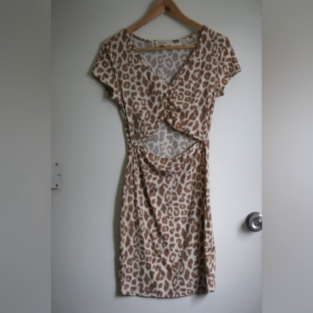 *Dress*